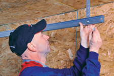 Don’t DIY that garage door repair, call a specialist! Here are 5 good reasons why…