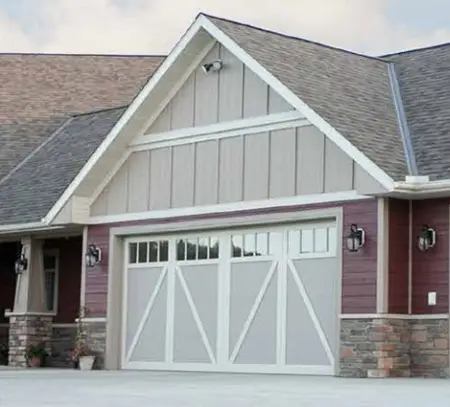 Garage door with a Garaga Doors with Overlays (Special Reserve)