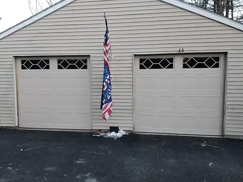 Garaga, 8' x 7'6", Vantage Shaker-CS Short, Sahara