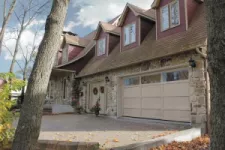 How to Choose the Best Garage Door Before The Winter